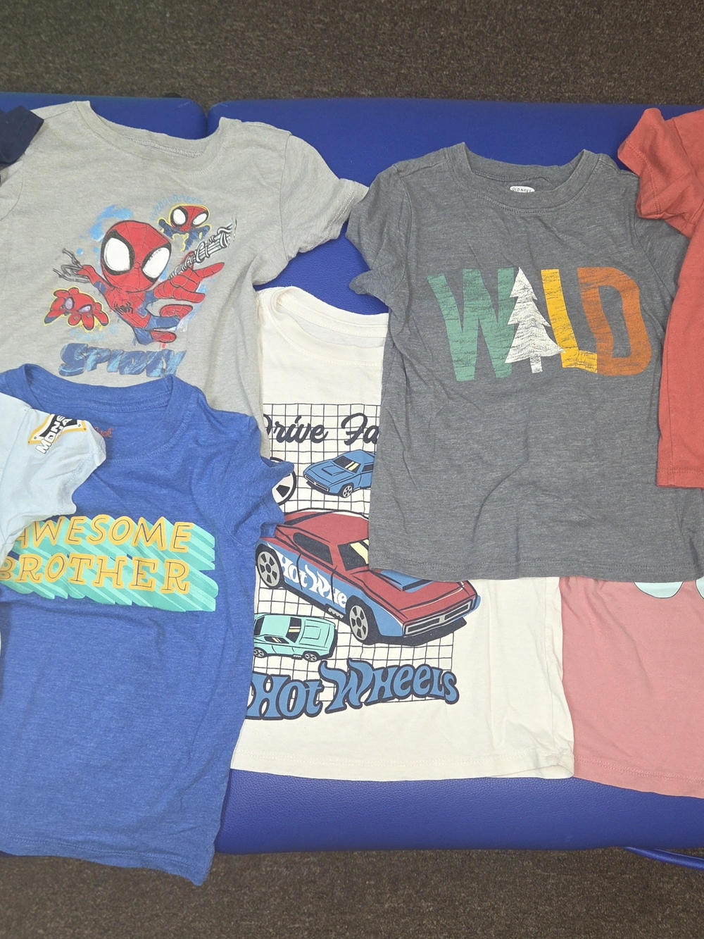 Lot of 9 Toddler Boys Tshirts (4T)